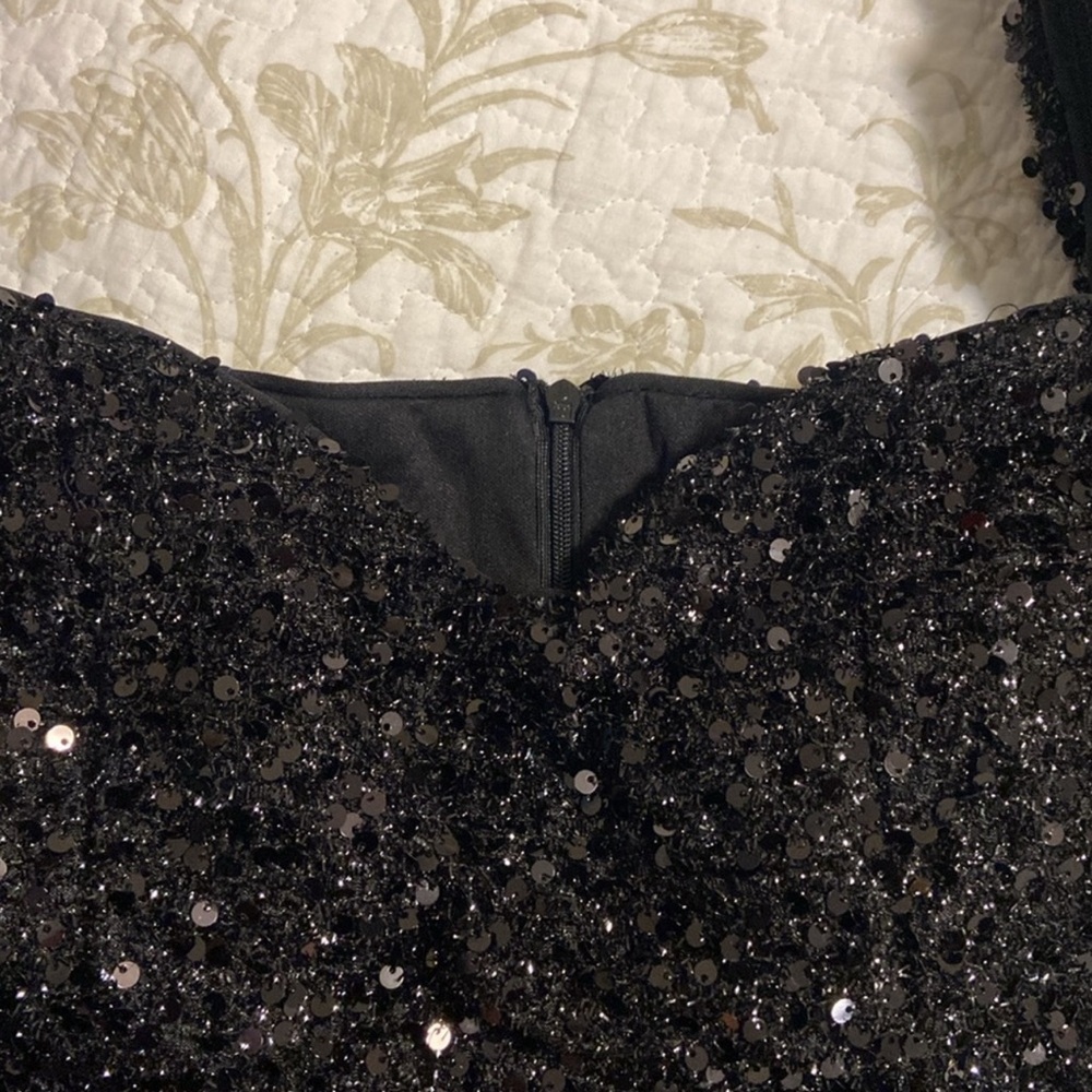 Elegant Black Maxi Dress - Picture 5 of 10